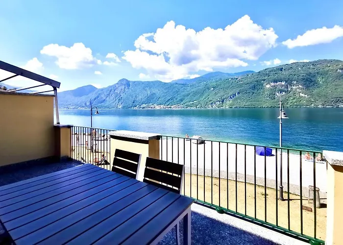 Grumo By Design Apartment Lierna